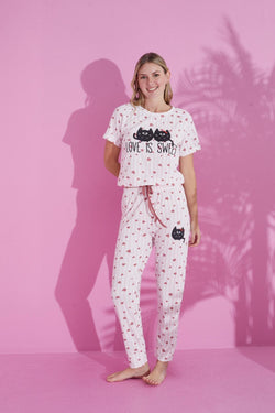 "Love Is Sweet" Long Pajama Set – Cute Cat Print