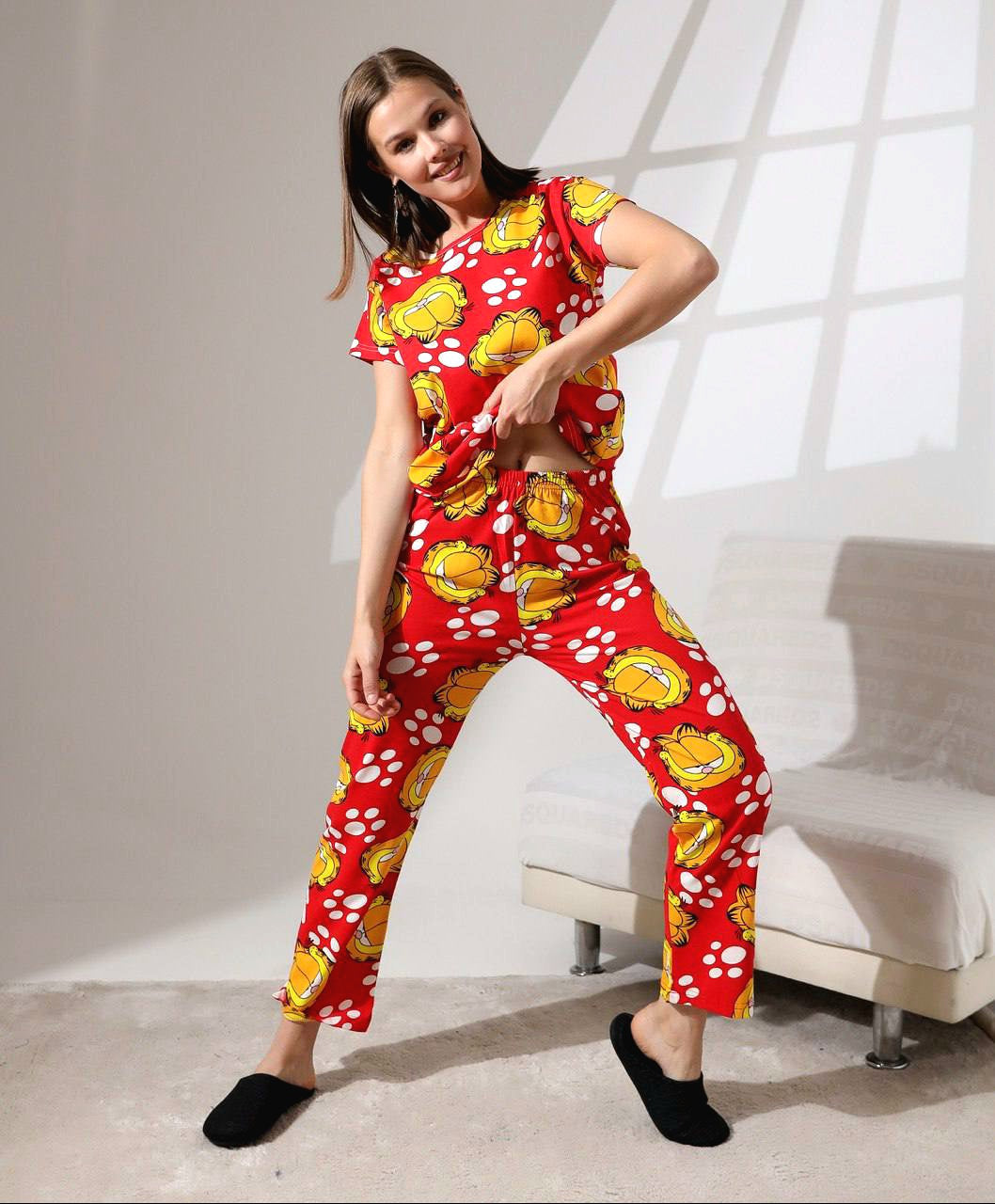 Fun & Cozy Cartoon Print Women’s Pajama Set – Red with Garfield & Polka Dots